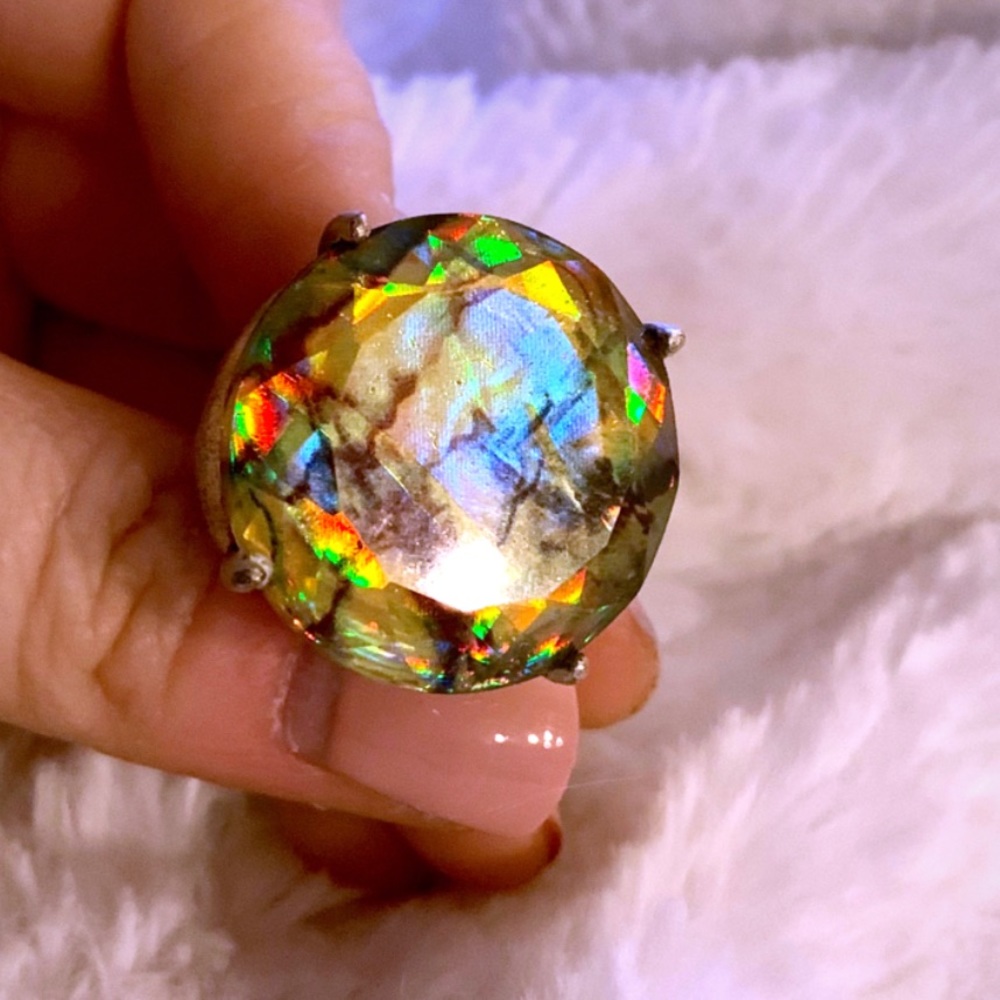 OMG 😮this rings are to die for!! SOO much sparkle